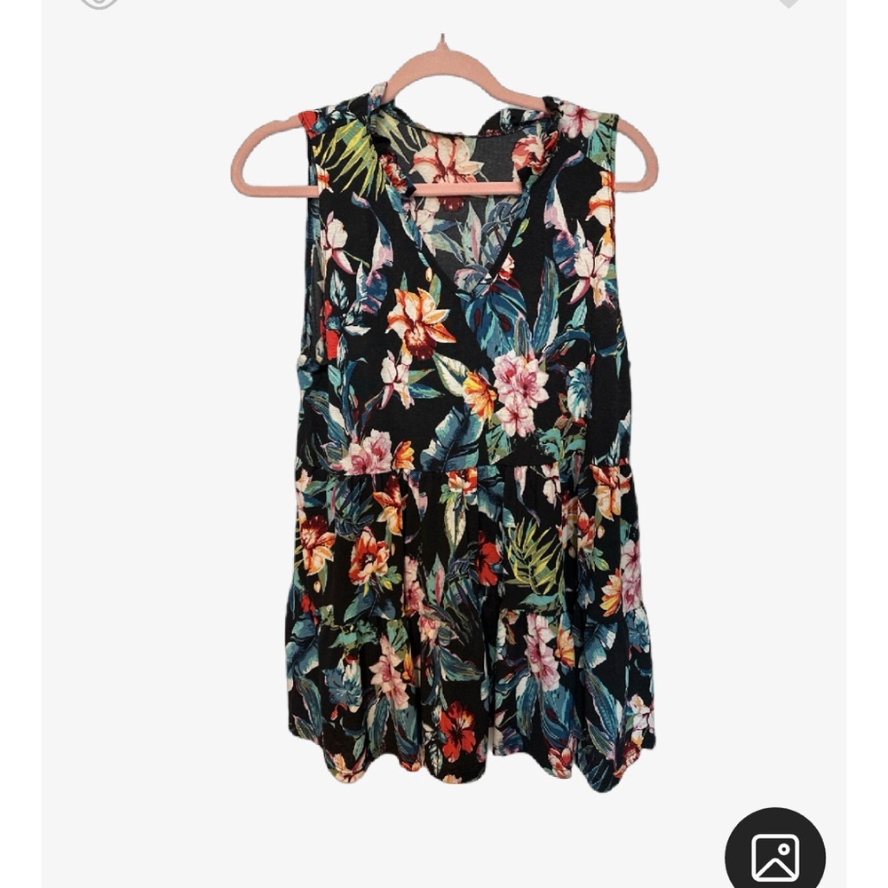 Floral top